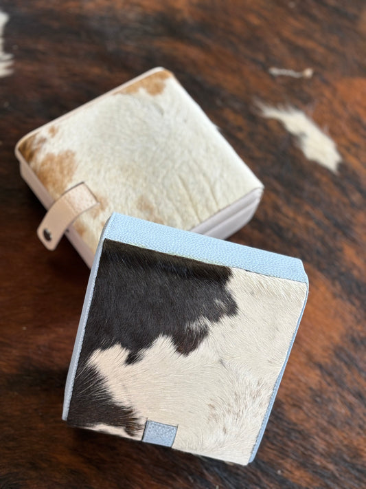 Medium Cowhide Jewelry Case